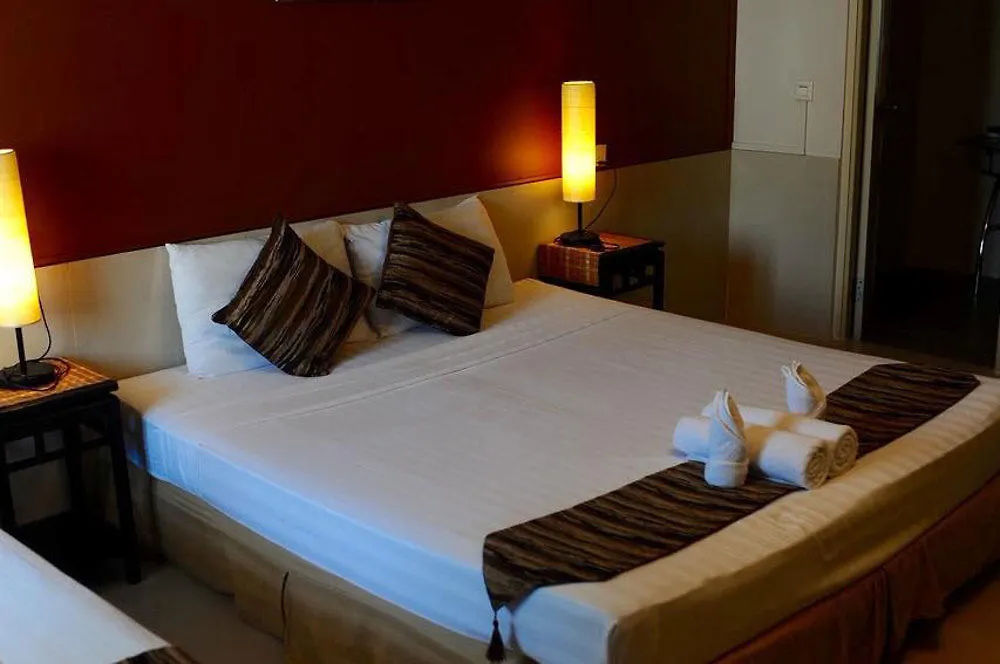 Coolabah Hotel Сиануквиль